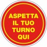 Segnaletica adesiva Covid-19 aspetta il turno
