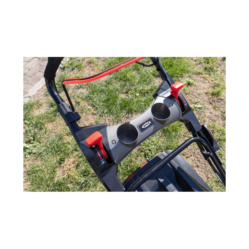 Rasaerba a trazione Ama Zturn TRX 510Z da 196cc funzioni 4in1