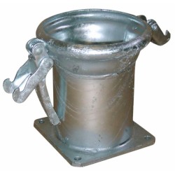 Flangia quadra zincata con controsfera Ã¸ 150